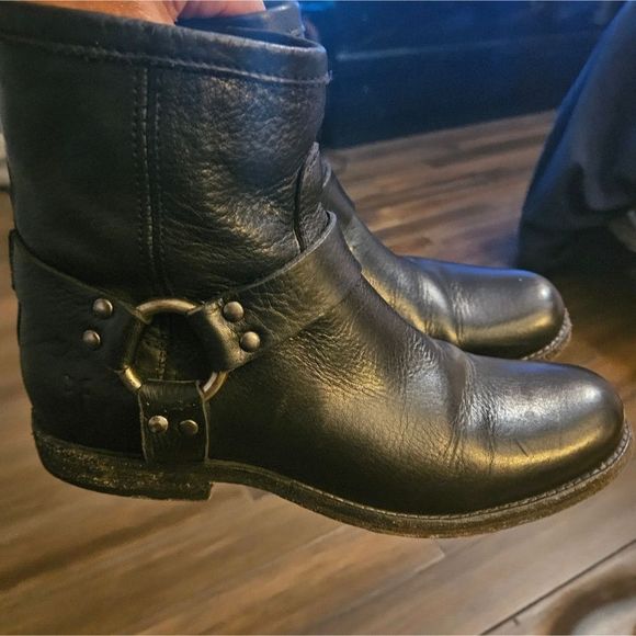 Frye Phillip Harness  Black Leather Short Riding Boots - Picture 5 of 12